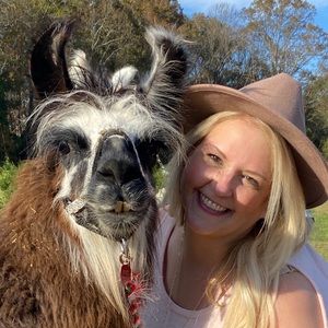 Meet your Posher, Amy